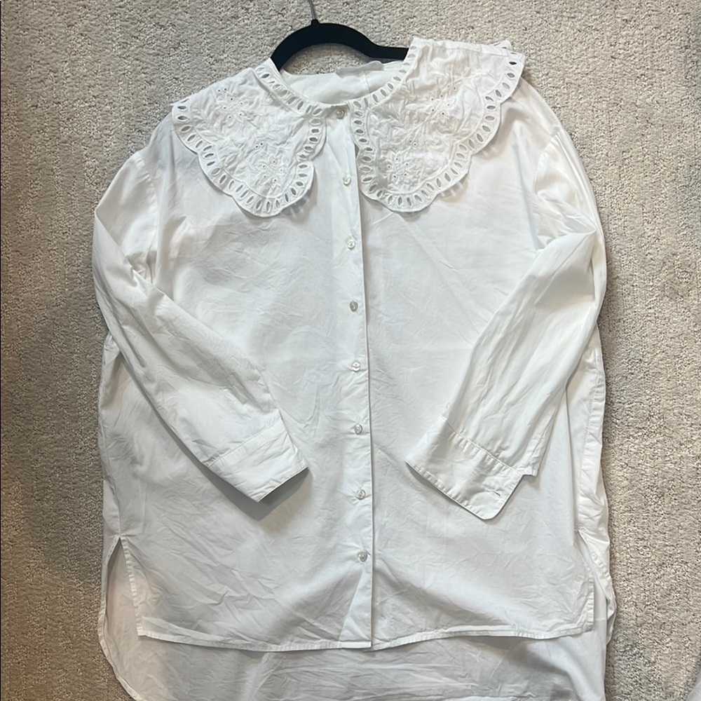 White Button-Up Blouse with Lace Collar